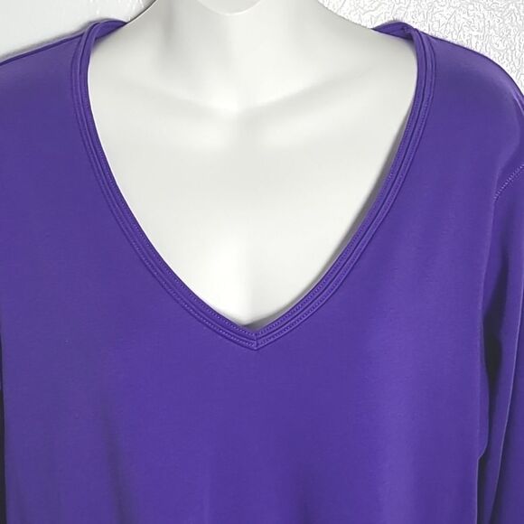 Lane Bryant Purple Longsleeve Pullover Top, V-neckline, Size 18/20 - Picture 2 of 5
